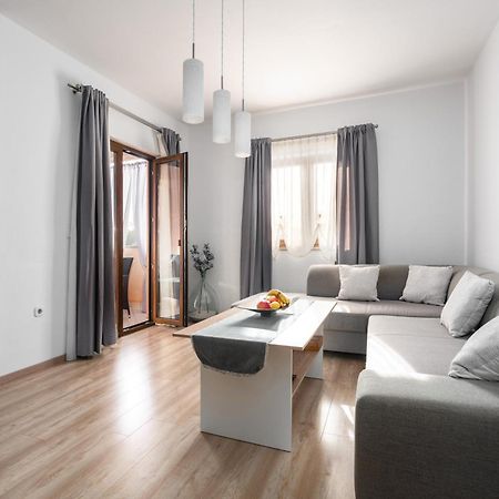 Apartment Morena Poreč Exteriör bild