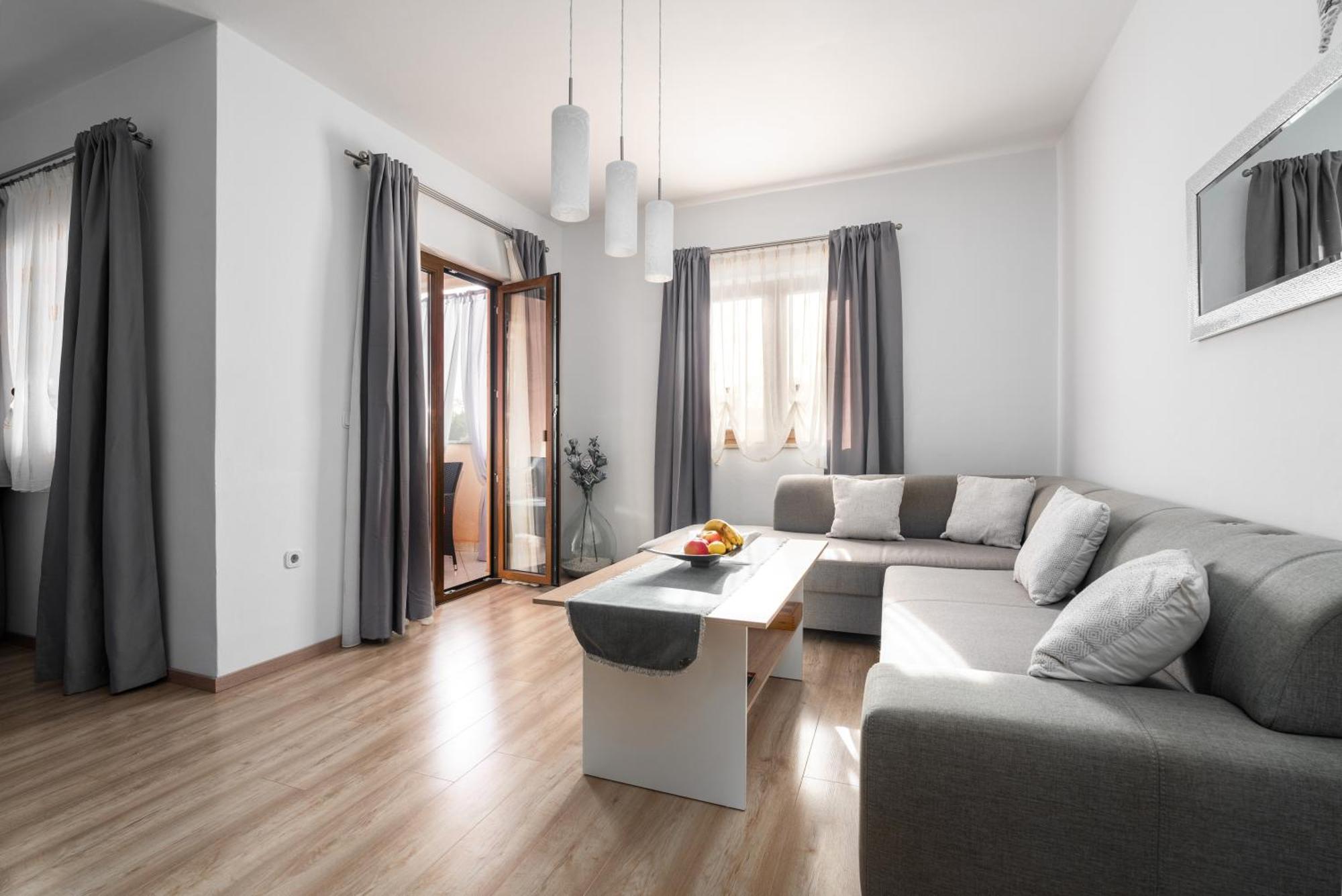 Apartment Morena Poreč Exteriör bild
