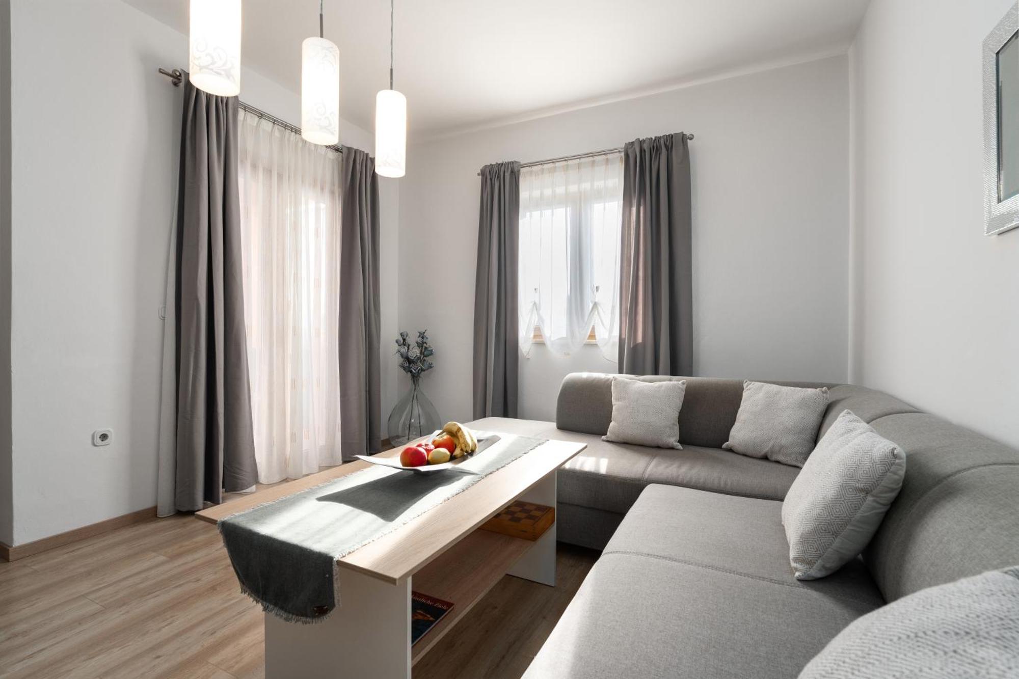 Apartment Morena Poreč Exteriör bild